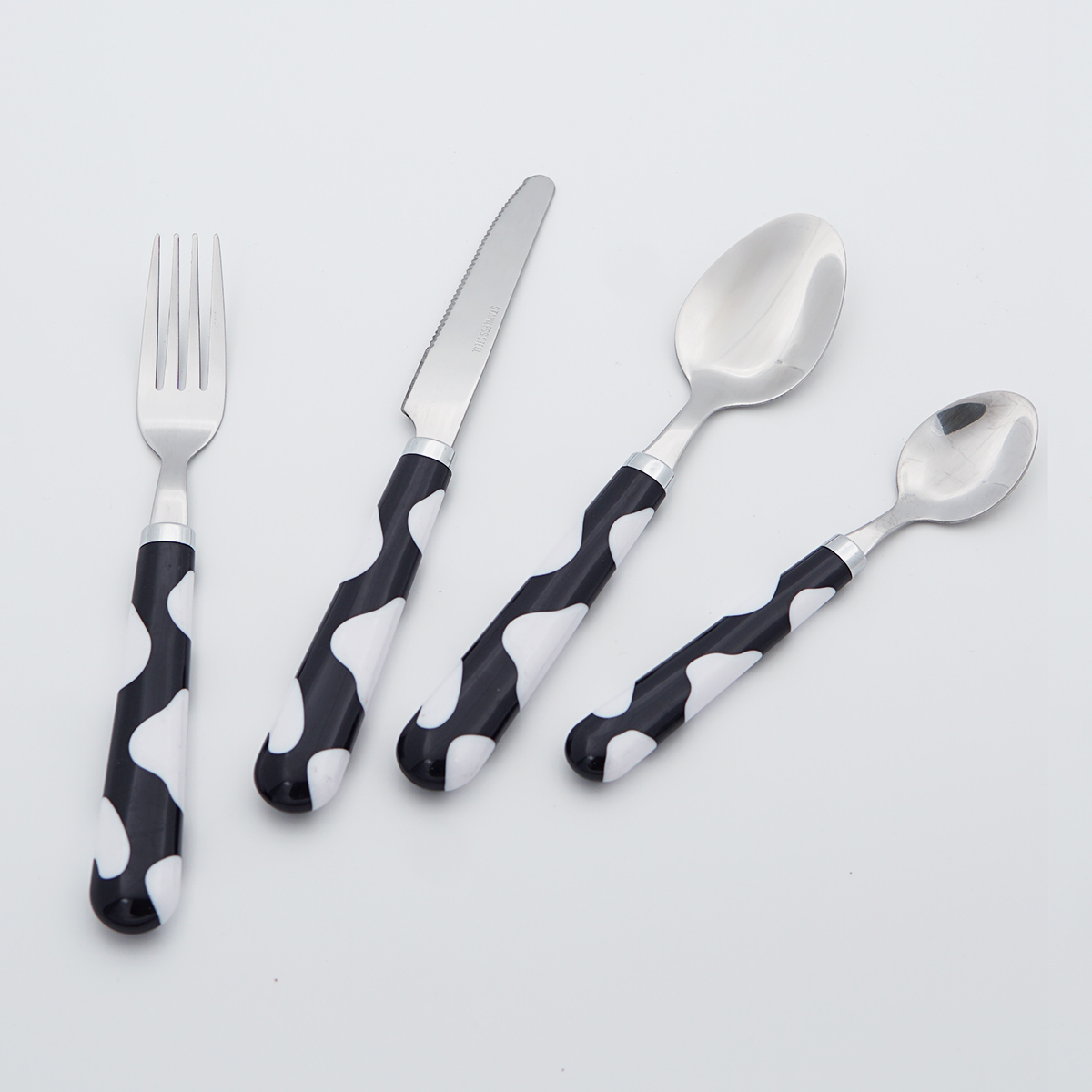 Stainless Steel Cutlery Mirror Polish Plastic Handle Food Grade Flatware Wholesale Silverware Set