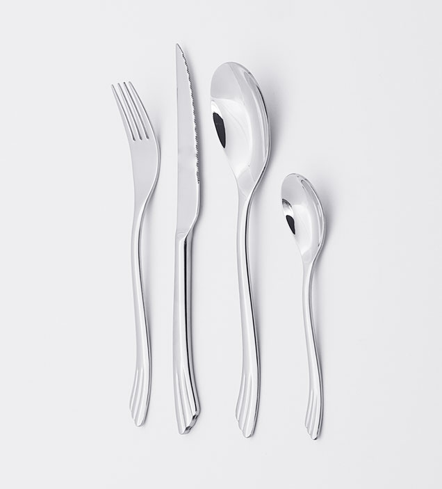 QZQ Custom High Quality Silverware Thick Elegant Design Flatware 18/18 Stainless Steel Cutlery Set