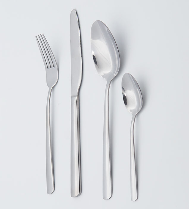 QZQ Wholesale Custom Cheap Price High Quality 24pcs Luxury Royal Silverware Flatware 304 Stainless Steel Cutlery Set